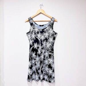 MANDEE Navy floral sleeveless dress | Feminine everyday look | Medium‎ *